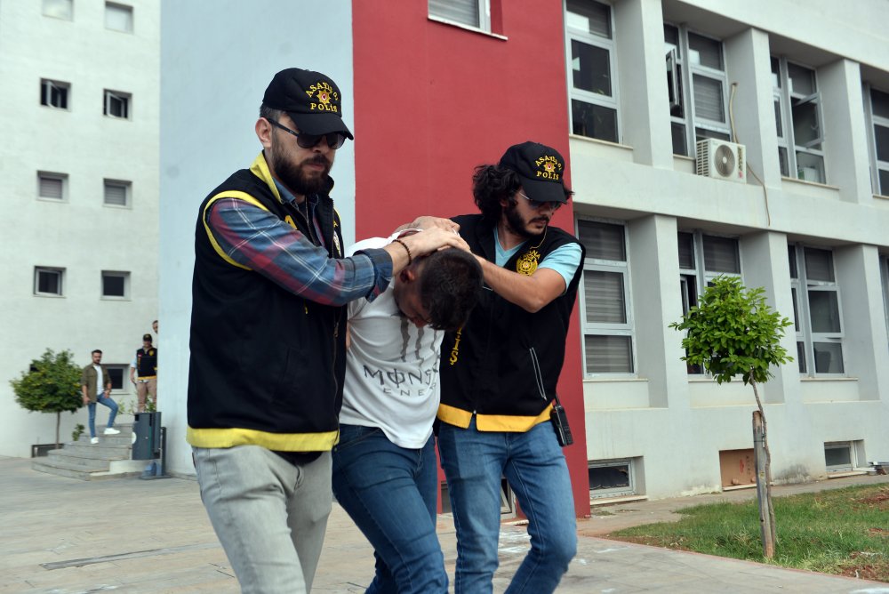 Üniversiteli kızın zor anları