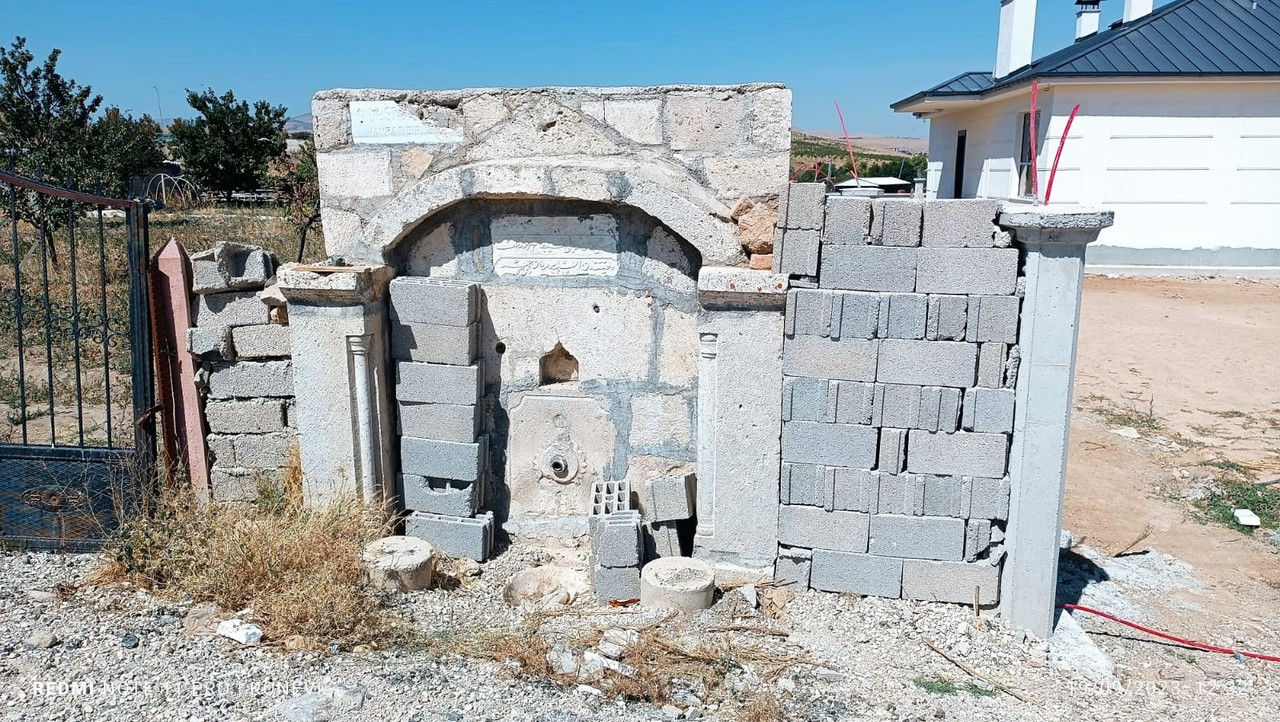 konyadaki-126-yillik-tarihi-cesme-yardim-bekliyor.jpg