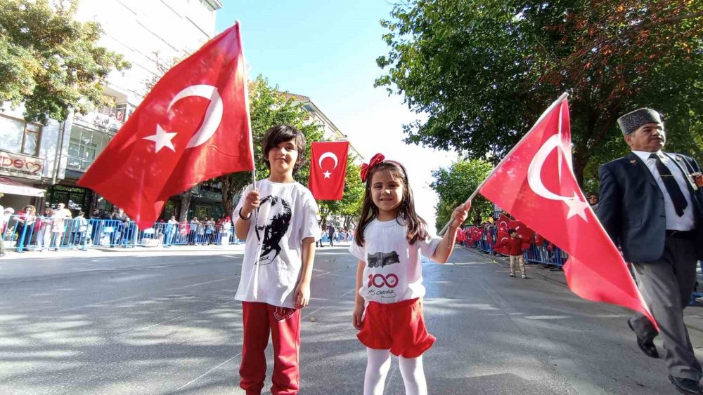 Konya’da 29 Ekim coşkuyla kutlandı