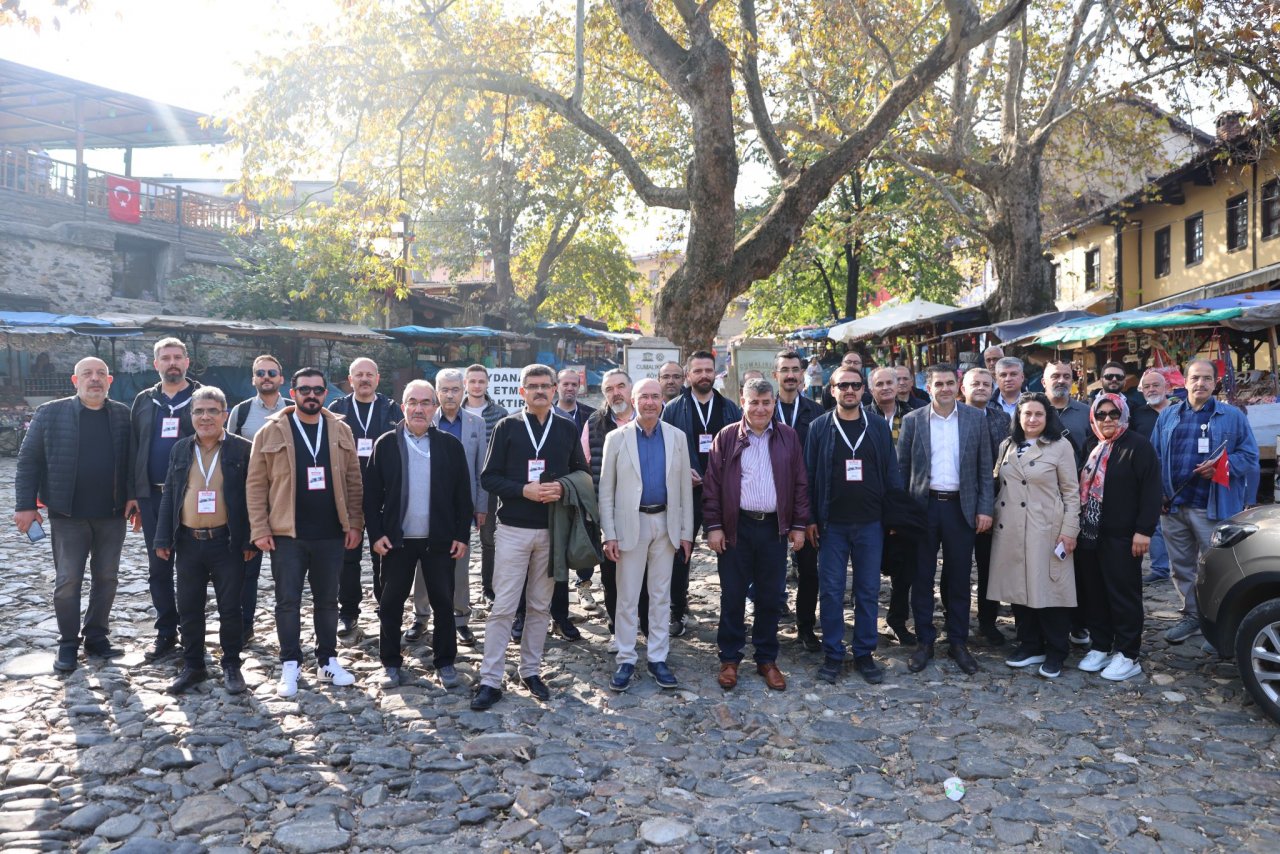 selcukludan-bursaya-kultur-turlari-basladi-001.jpg