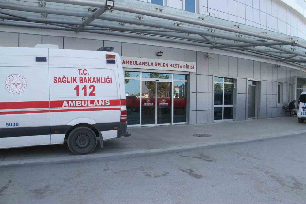 Konya'da bacayı kontrol etmek için çatıya çıkmıştı, elektrik akımına kapılarak aşağı düştü!