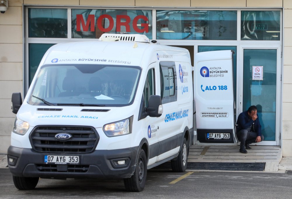 "10 dakikaya evdeyiz" demişlerdi! Düğün dönüşü kazada 2 kuzen öldü