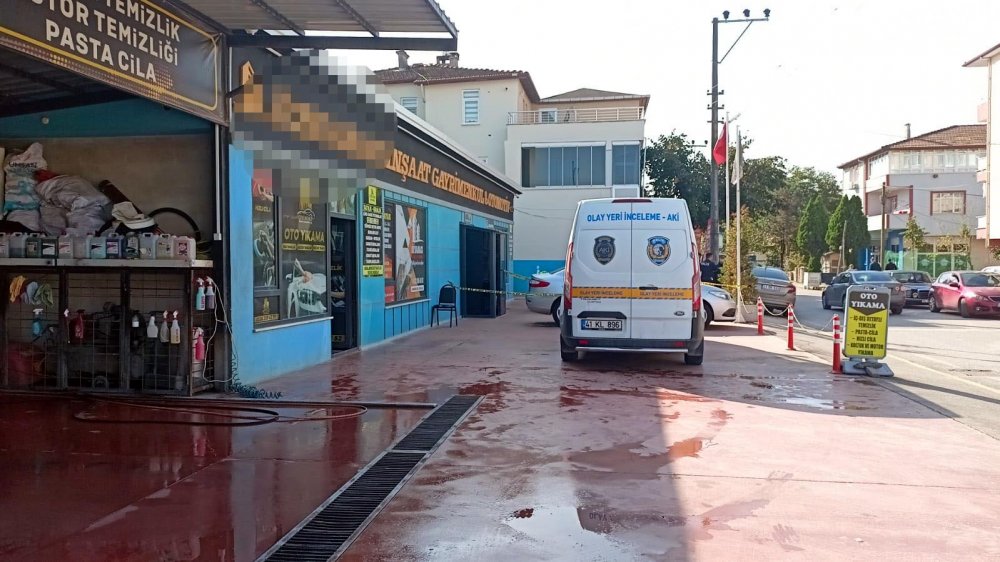 Kocaeli'de tartıştığı iki kadını silahla vurdu!