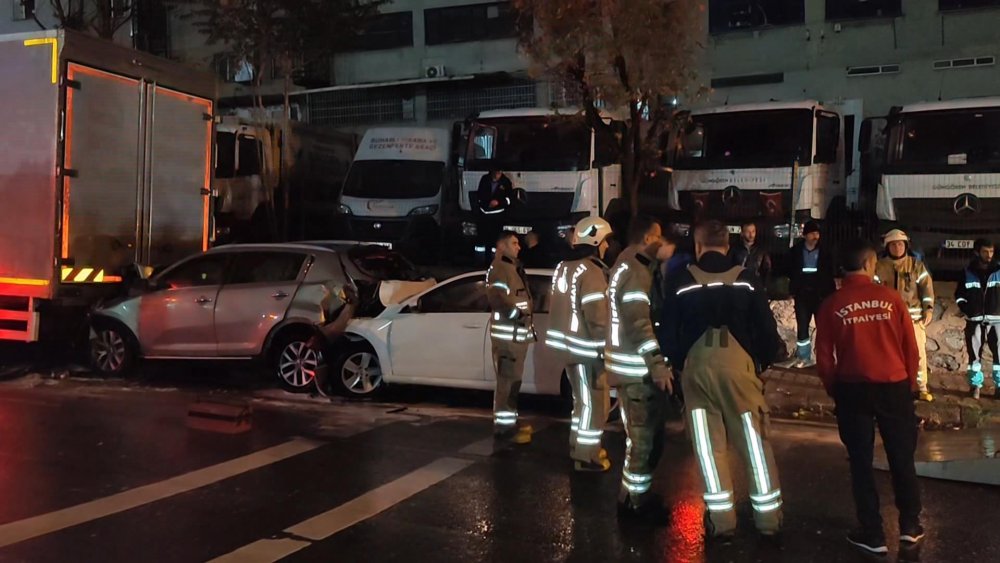 Otomobil park halindeki cipe çarptı: 1 ölü, 5 yaralı