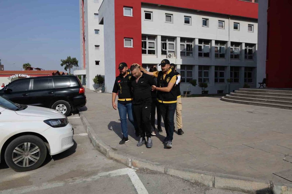 Adana'da yaşandı! Kuyumcuyu soydu, kaçarken kendini vurdu