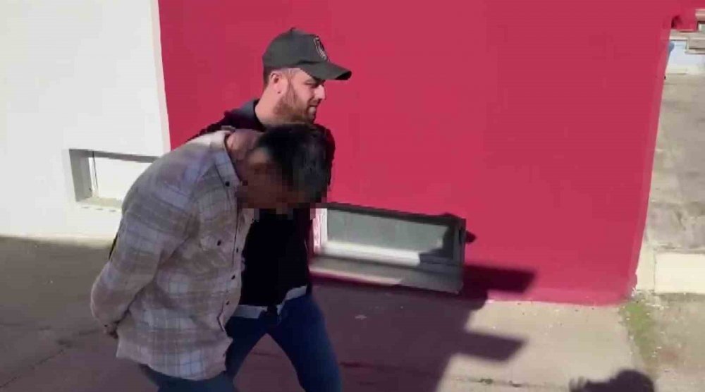 Sıfır Bir ve Kıyma dizilerinin oyuncusu Ulaş Ünal, uyuşturucu ticaretinden tutuklandı