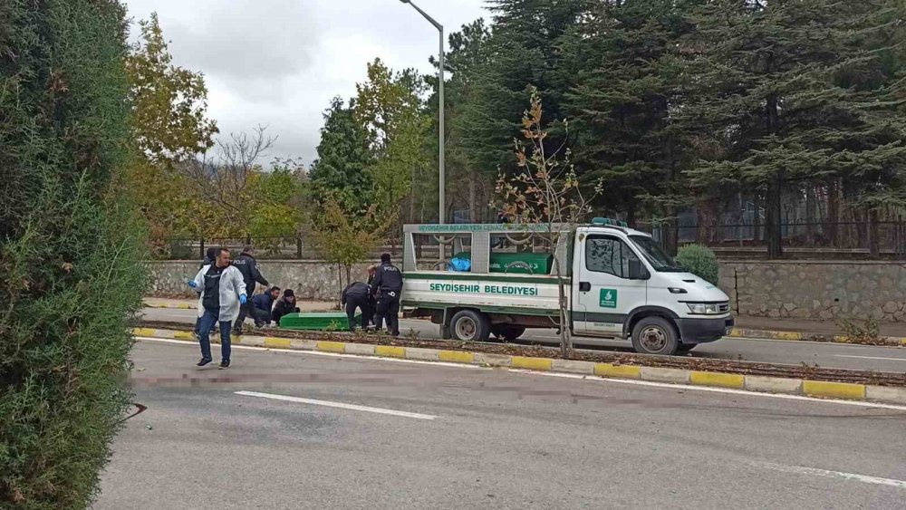 Konya'da 21 yaşındaki genç yarış motoruyla sürat yaptı, feci şekilde can verdi!
