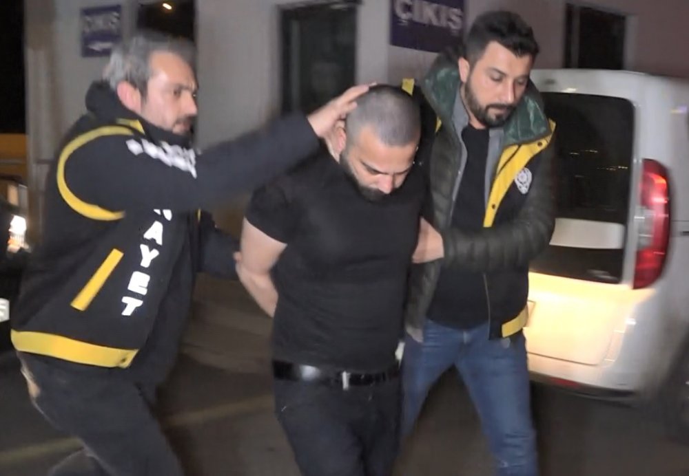 Bursa'da ev arkadaşını öldürüp kestiği kafasını buzdolabında sakladı, savunması şaşırttı!