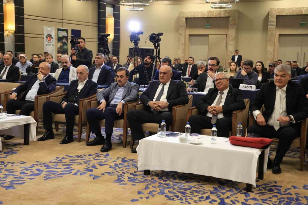 Konya’daki çalıştayda sendikal mücadele ele alındı