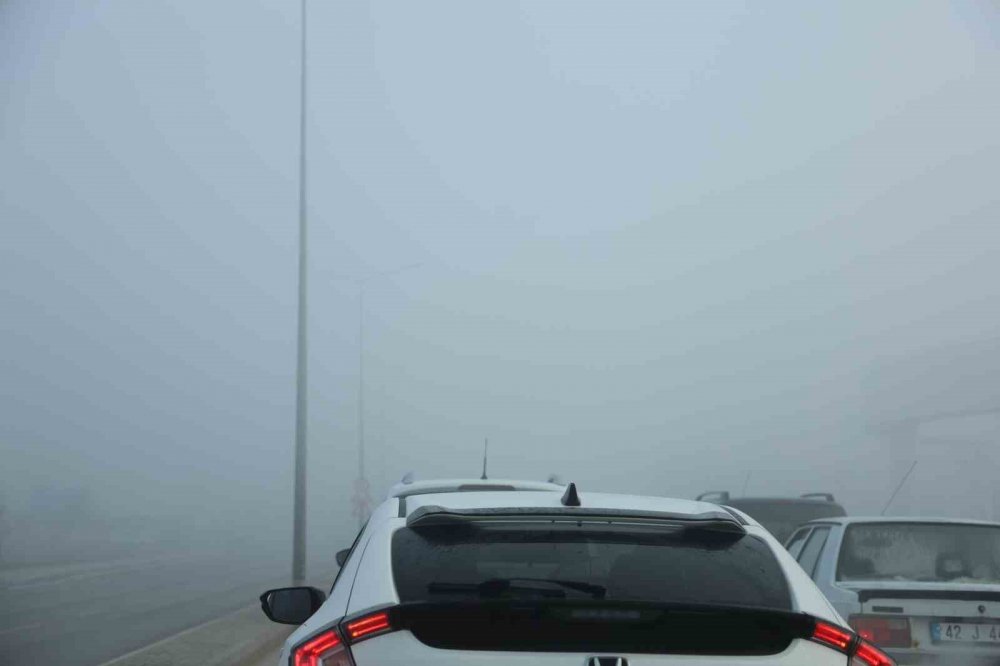 Sürücüler dikkat! Konya'da sis etkili oluyor