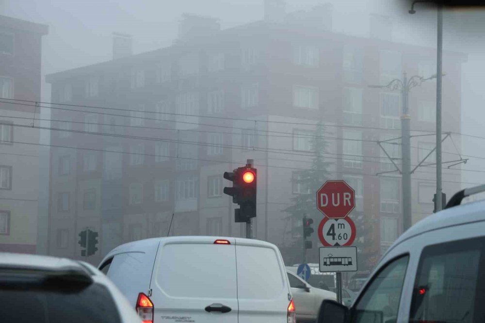 Sürücüler dikkat! Konya'da sis etkili oluyor