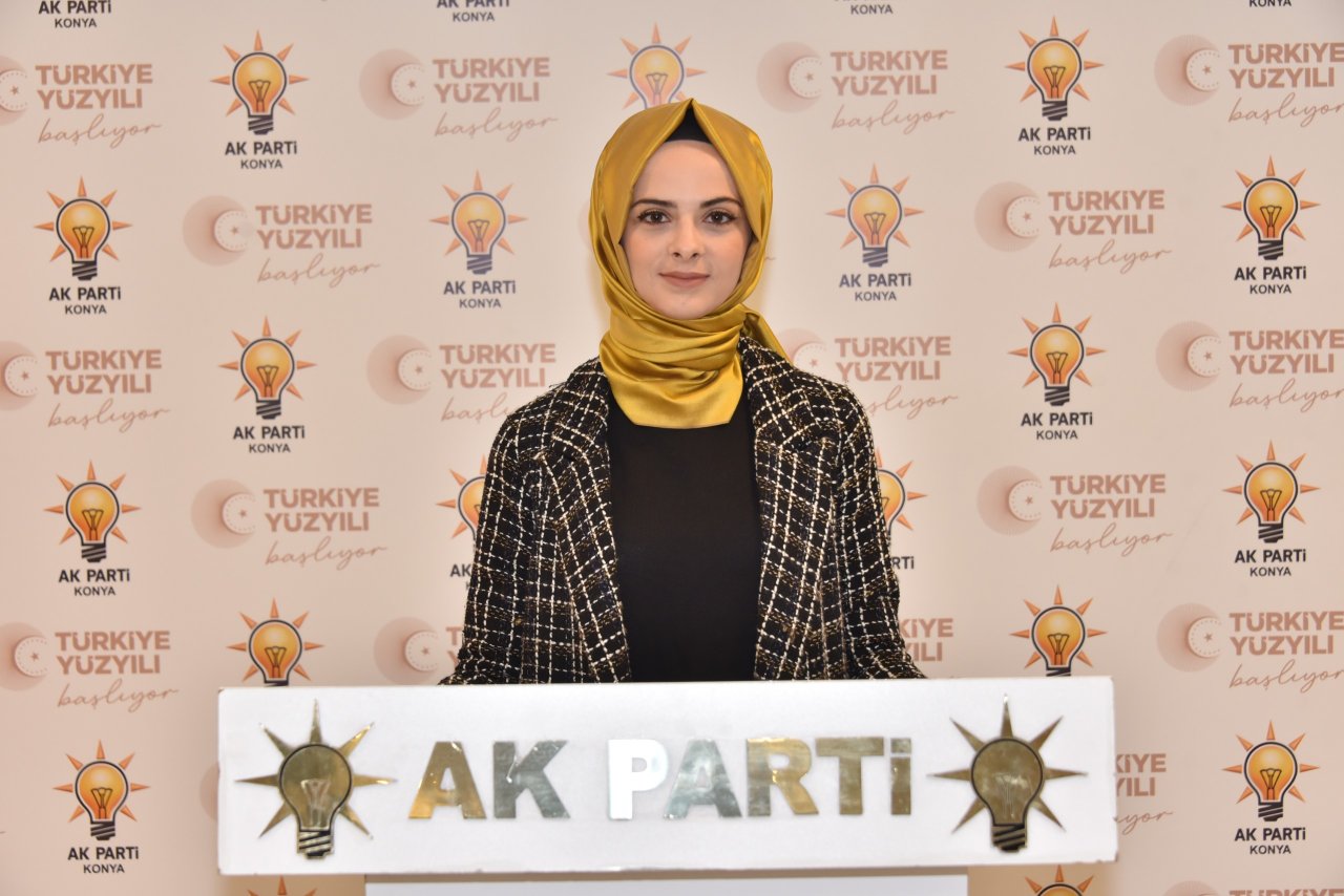 ak-parti-konya-il-kadin-kollari-tanitim-ve-medya-baskani-fatmanur-tunc.jpg