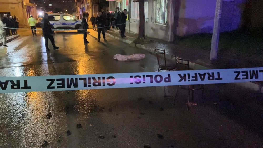 Evinden çıkan minik Mustafa bir aracın çarpmasıyla öldü, sürücü kaçtı