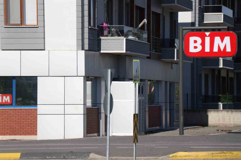 Karaman Bim'de mide bulandıran görüntü!