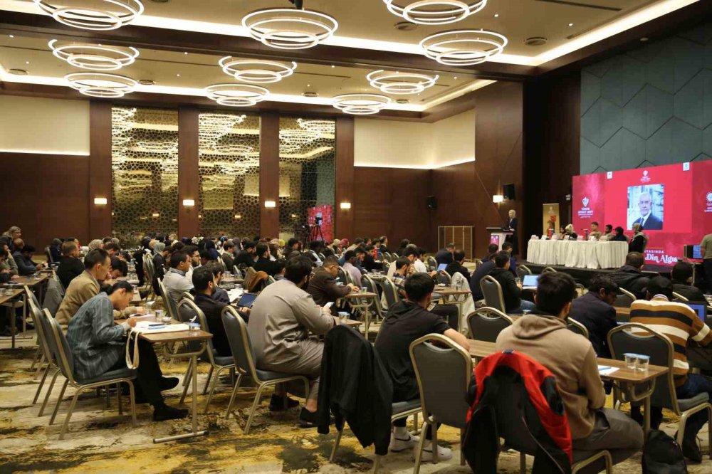 52 ülkeden 205 öğrenci Konya'da buluştu