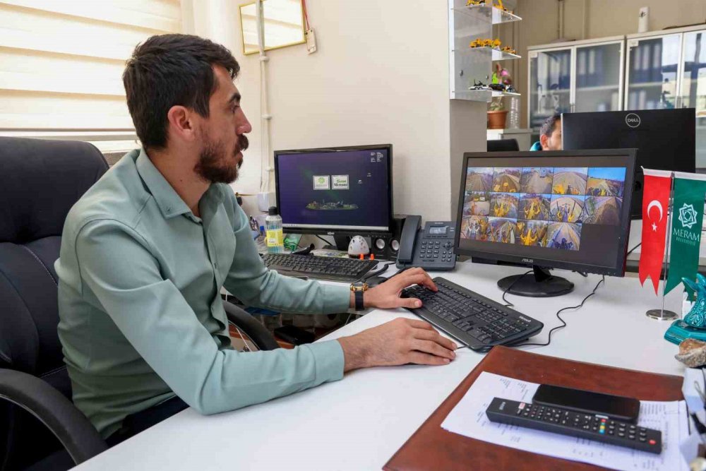 Meram’ın hizmet araçları 7/24 izleniyor!