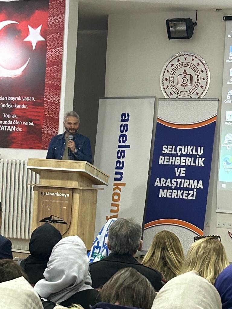 Konya'da 112 idareci ve öğretmenin katılımıyla  çalıştay