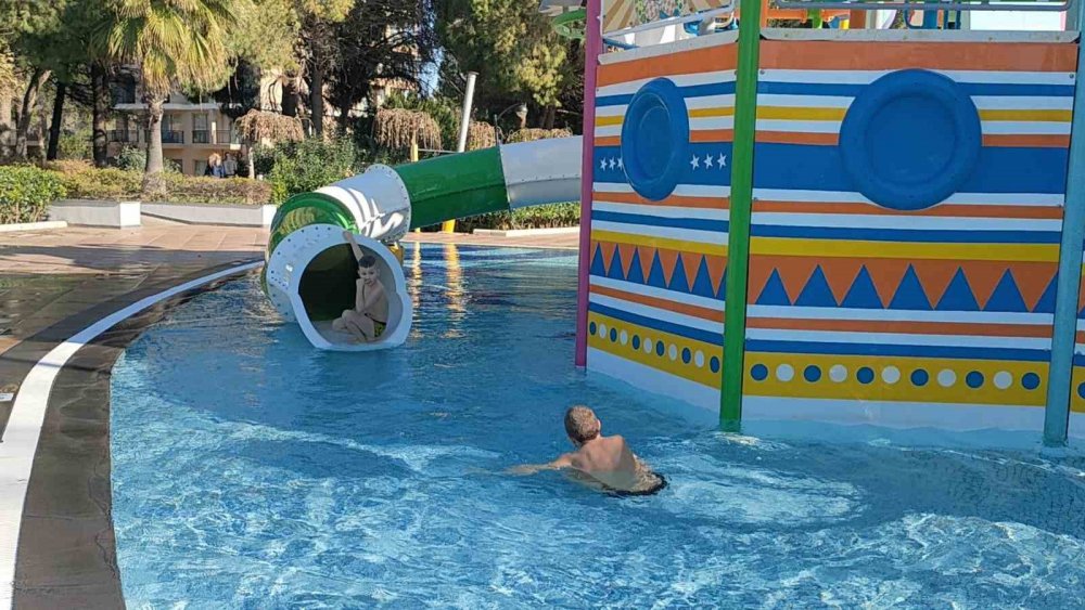 Antalya’da Aralık ayında deniz keyfi