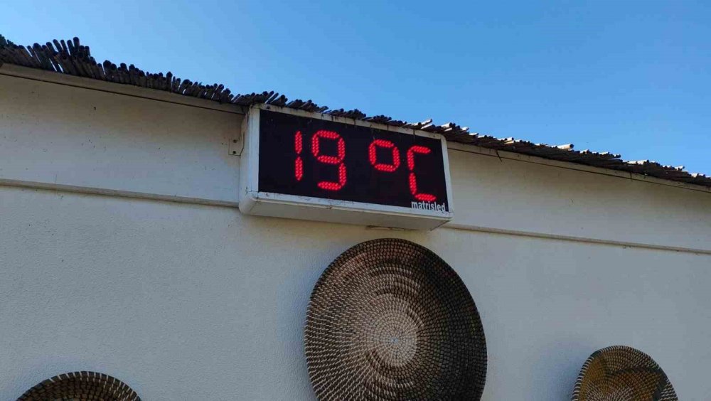 Antalya’da Aralık ayında deniz keyfi