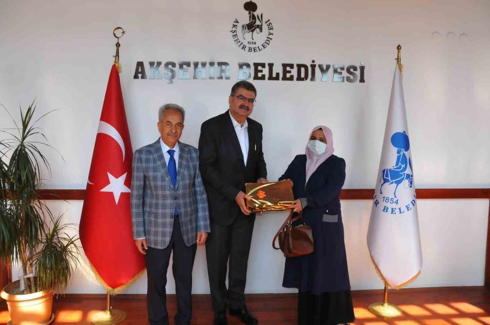 Konya'daki bu uygulama Türkiye'de ses getirdi! Evinizdeki atıkları verip yerine hediye alıyorsunuz!