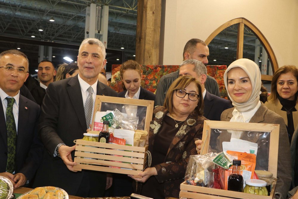 Bakan Göktaş: Onlara dil uzatanlara asla fırsat vermeyeceğiz