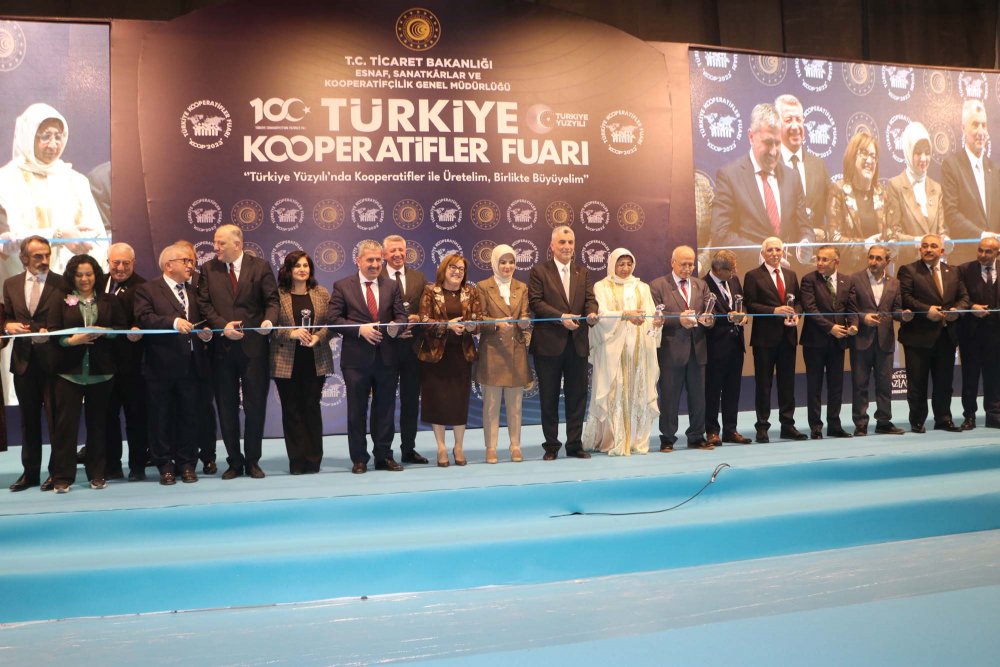 Bakan Göktaş: Onlara dil uzatanlara asla fırsat vermeyeceğiz