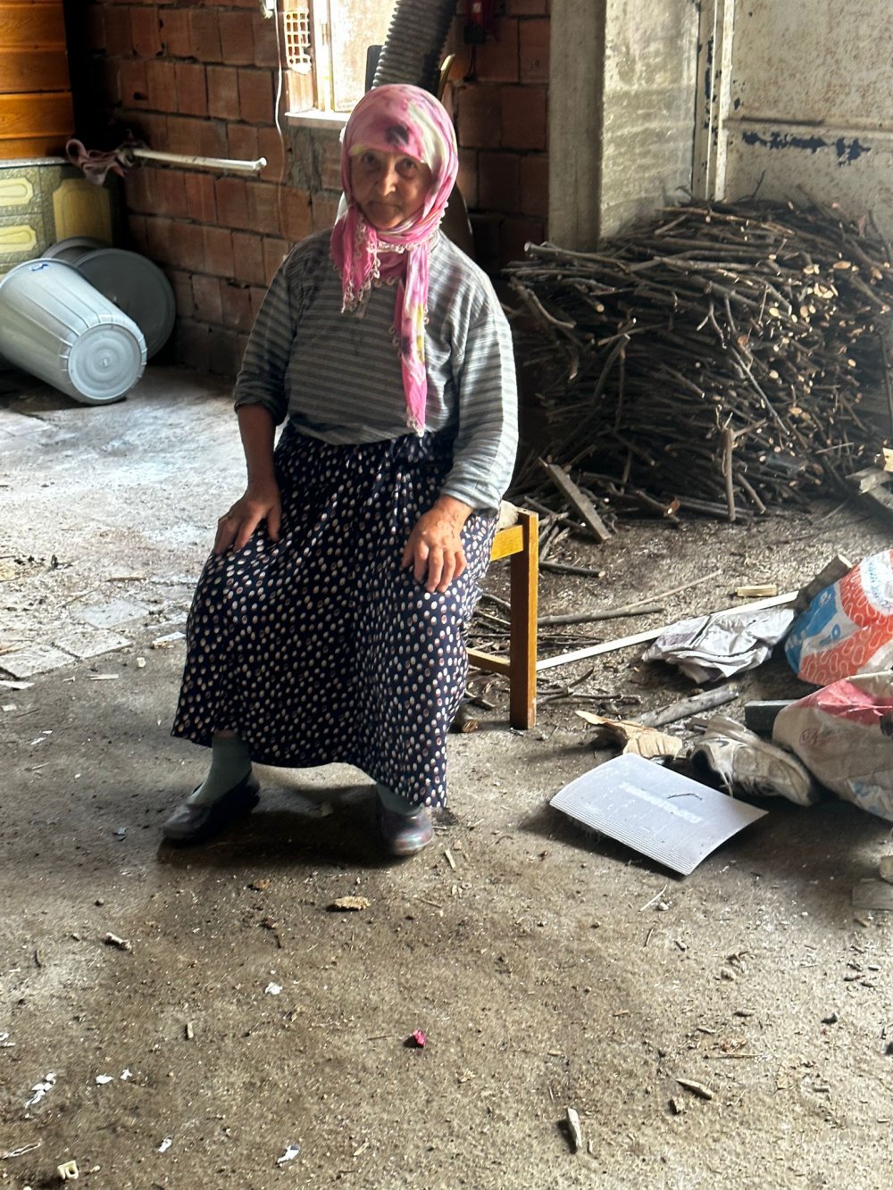 Soba zannettiği buzdolabına koyduğu odunları ateşe verdi, Alzheimer hastası öldü