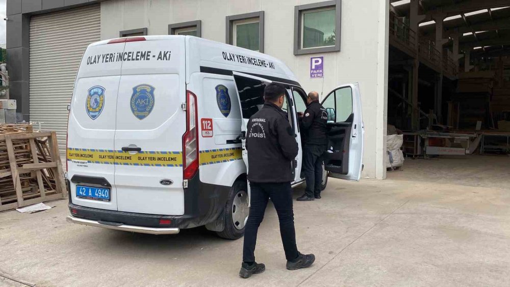 Konya'da pres makinesi ile duvar arasında sıkışan işçi hayatını kaybetti