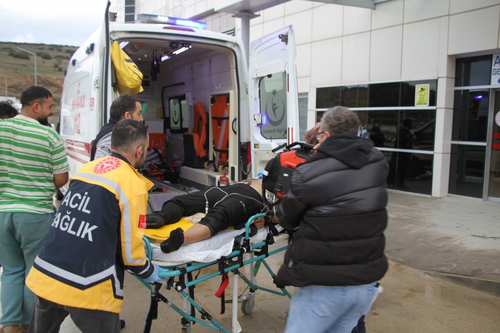 Manisa’da vinç devrildi: 1 ölü