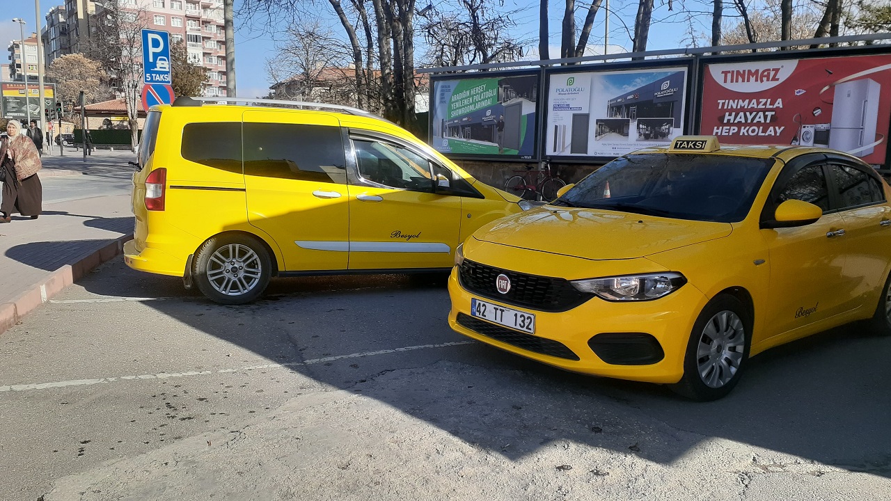 konyadaki-taksiciler-zam-bekliyor-besyol-taksi-003.jpg