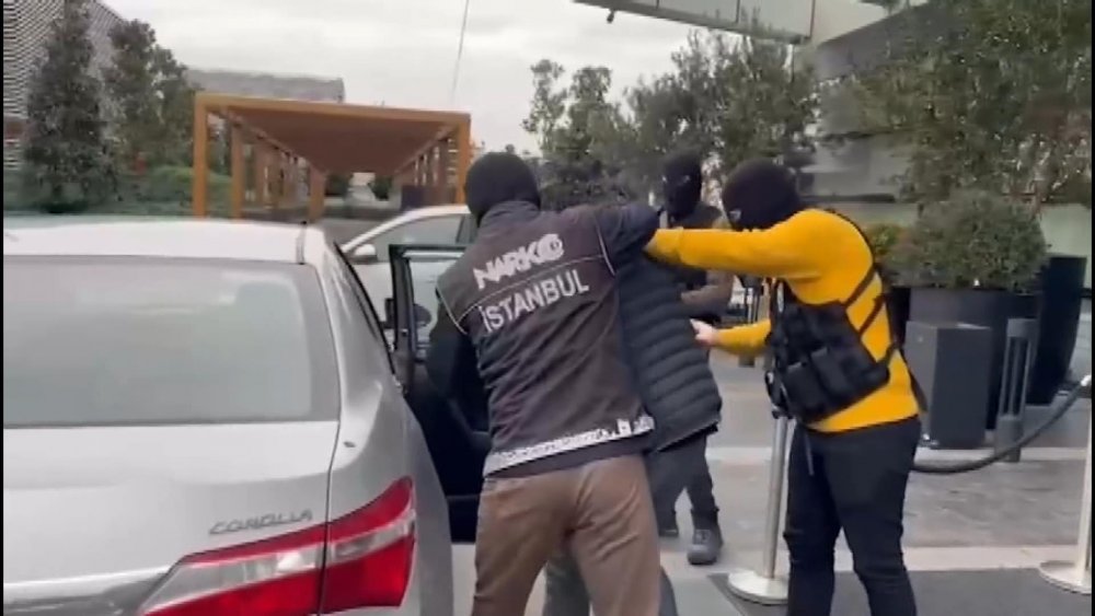 Kırmızı bültenle aranan elebaşı Sammy Ali İstanbul'da yakalandı