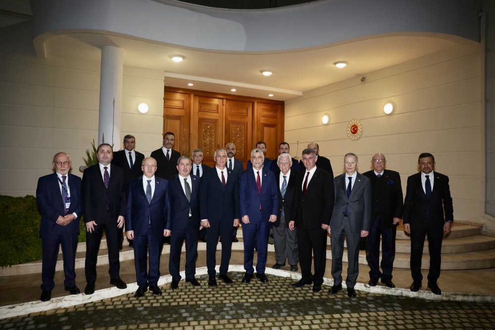 Bakan Bolat, Lefkoşa Büyükelçiliği'ni ziyaret etti