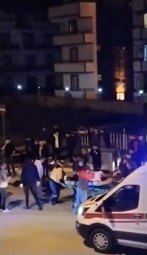 İki motosiklet çarpıştı: 1 ölü, 1 yaralı