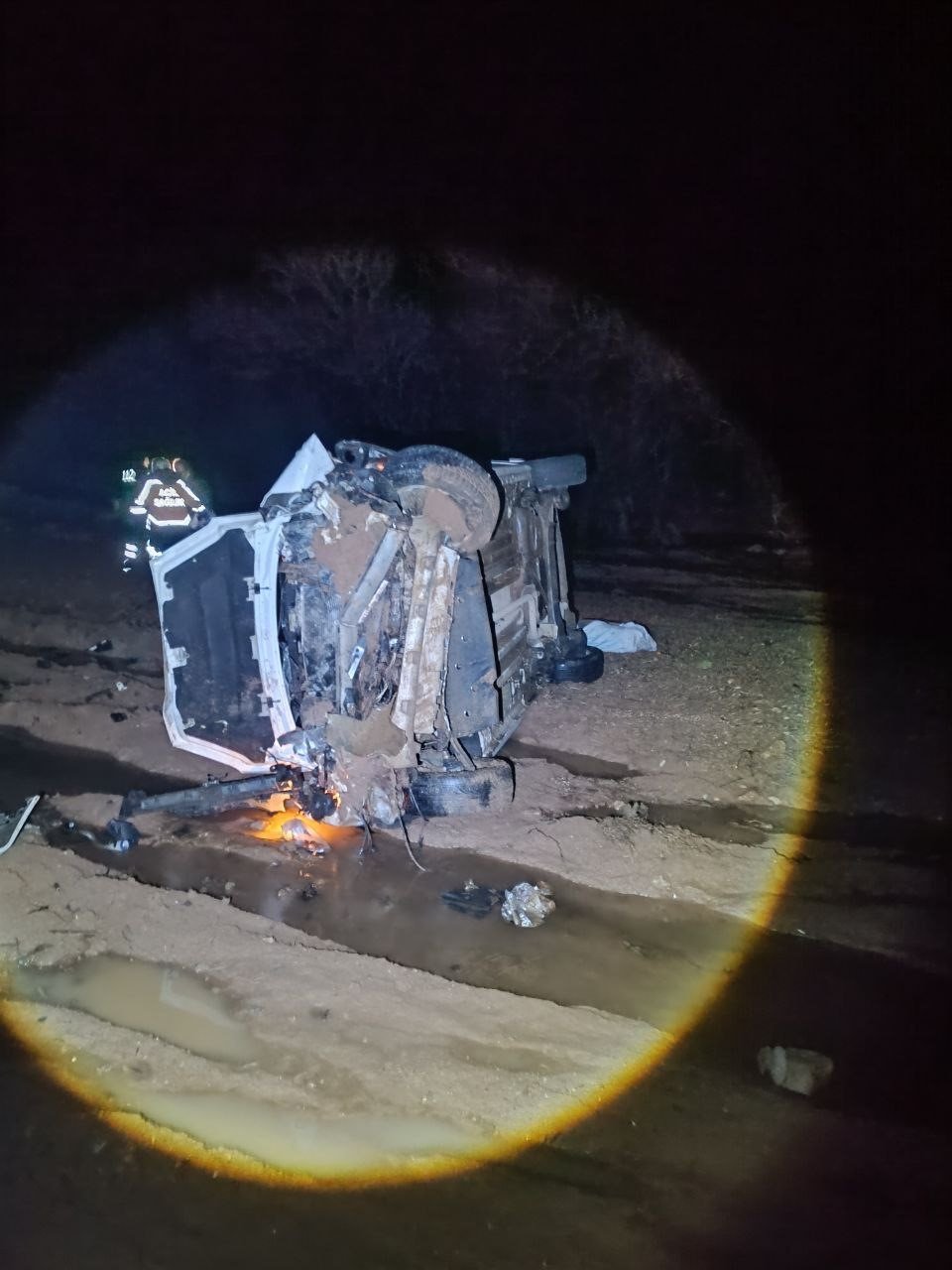 Hafif ticari araç şarampole devrildi: 6 yaralı