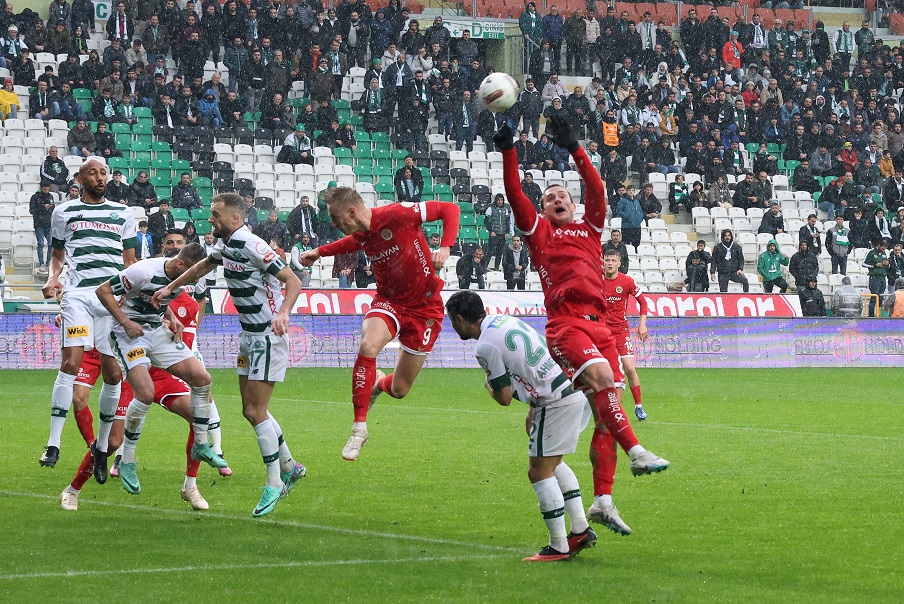 konyaspor-maci-1.jpg