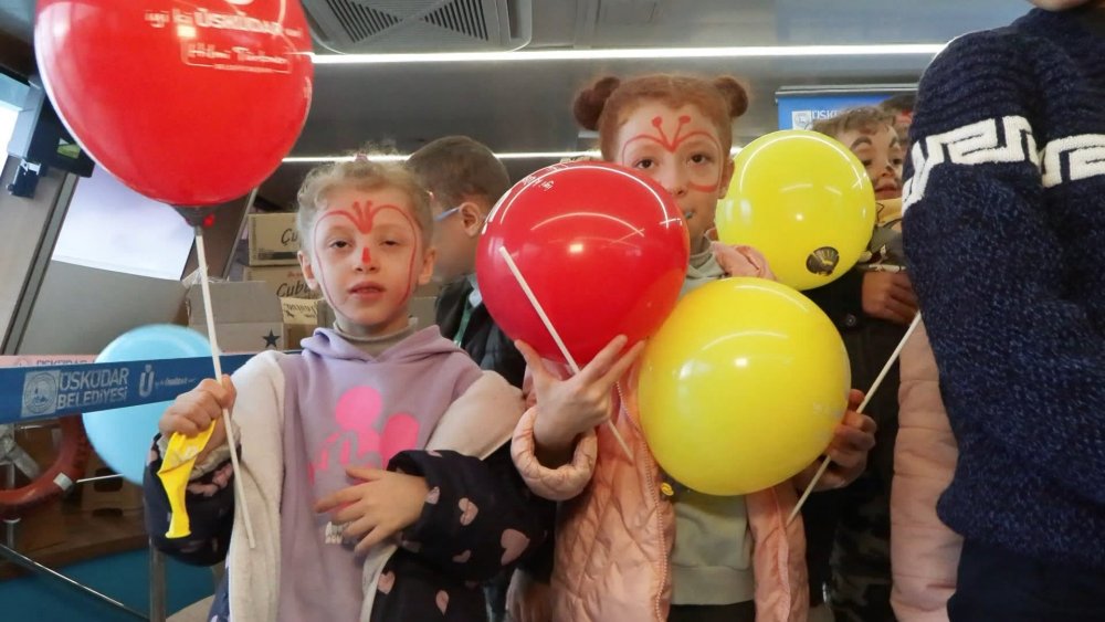 Gazzeli çocuklar boğaz turu yaptı