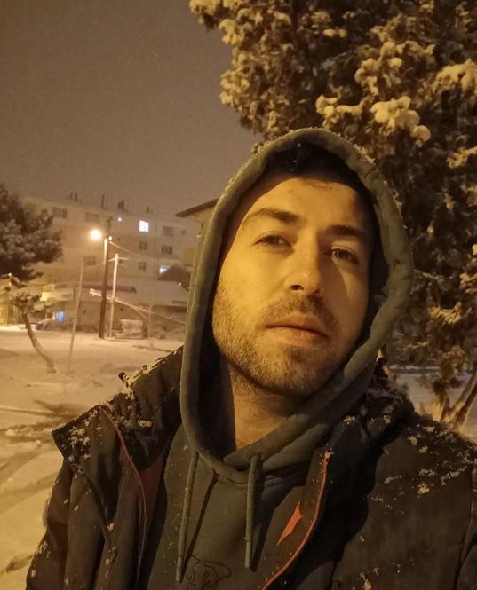 Eskişehir-Konya yolunda direğe çarpan otomobildeki 2 genç öldü