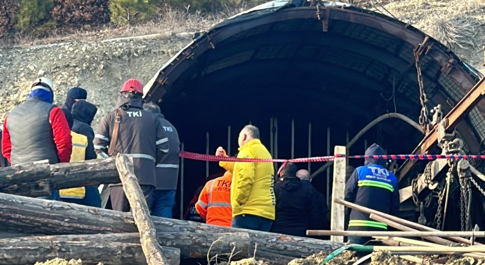 Kütahya'da kömür ocağında göçük; 1 işçi mahsur kaldı