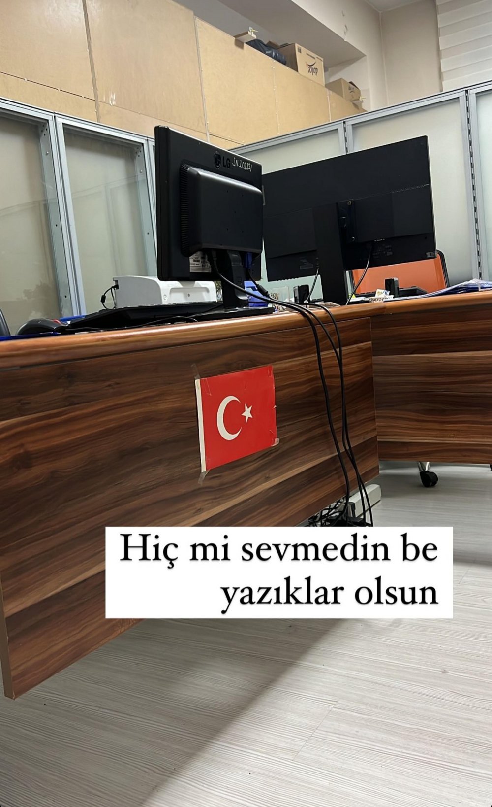 KADES ile yardım istedi, evine götüren polisi silahıyla vurdu