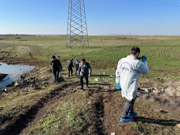 Diyarbakır’da sevgili dehşeti: Önce kız arkadaşının sonra kendi kafasına sıktı
