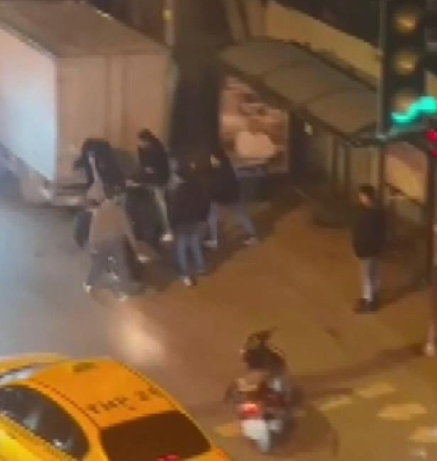 Motosikletlilerin yol verme kavgası ölümle sonuçlandı