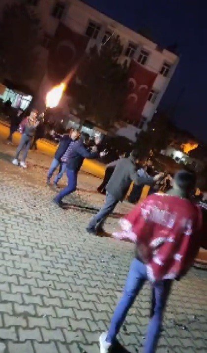 Konya'da asker eğlencesinde ortalık savaş alanına döndü