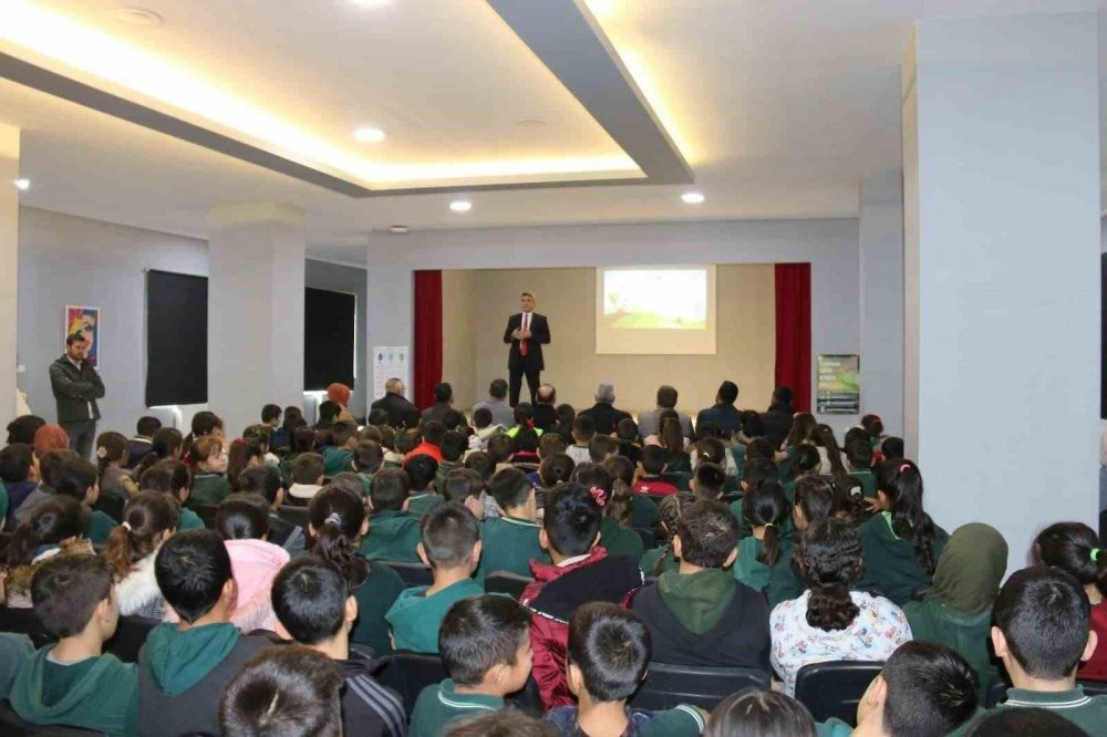 Konya'daki öğrencilere önemli eğitim