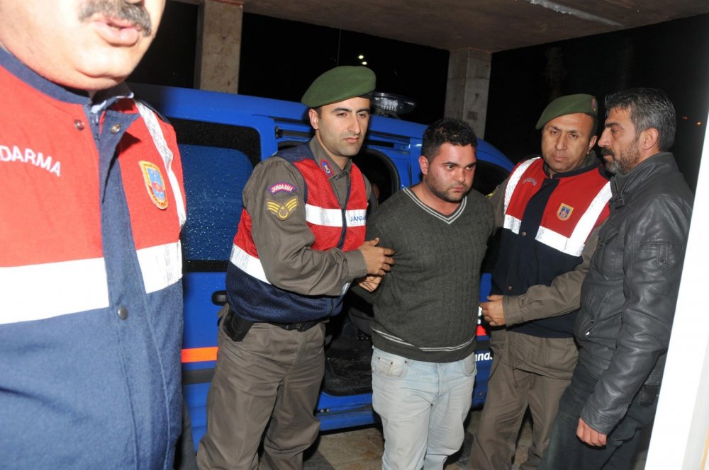 Canice öldürülen Özgecan Aslan, anıldı