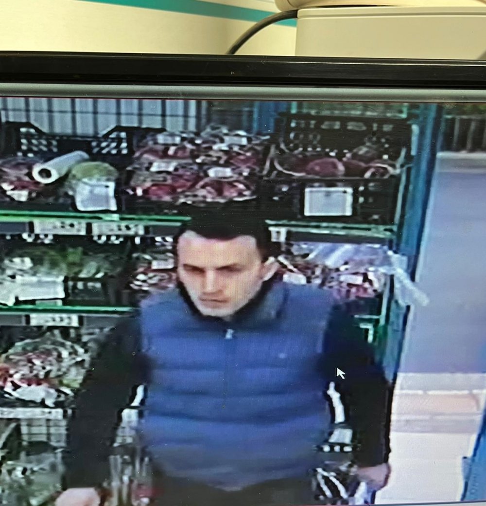 Oyuncaklara bakan çocuğa sarkıntılık yaptı! Cezası belli oldu