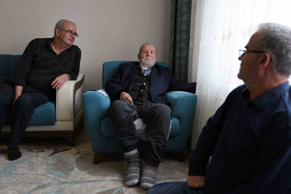 Konya'nın 102 yaşındaki Hasan Dedesi... 5 çocuğu 55 torunu var