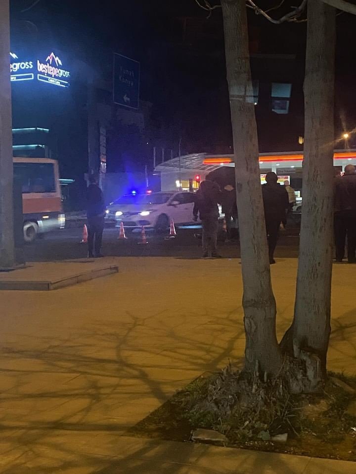 Tıra yaslanan şahıs, sürücü fark etmeyince ezilerek hayatını kaybetti