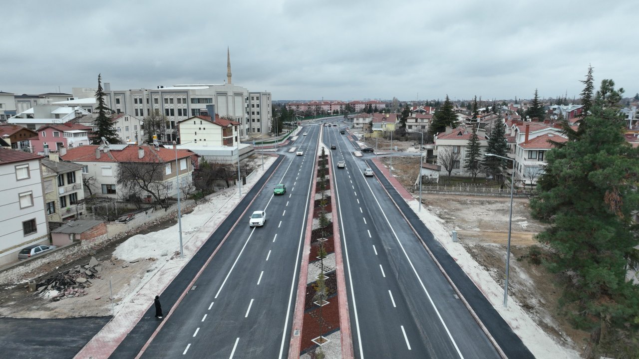 konyada-500-milyon-liraya-mal-olacak-projenin-ilk-etabi-hizmete-acildi-001.jpg