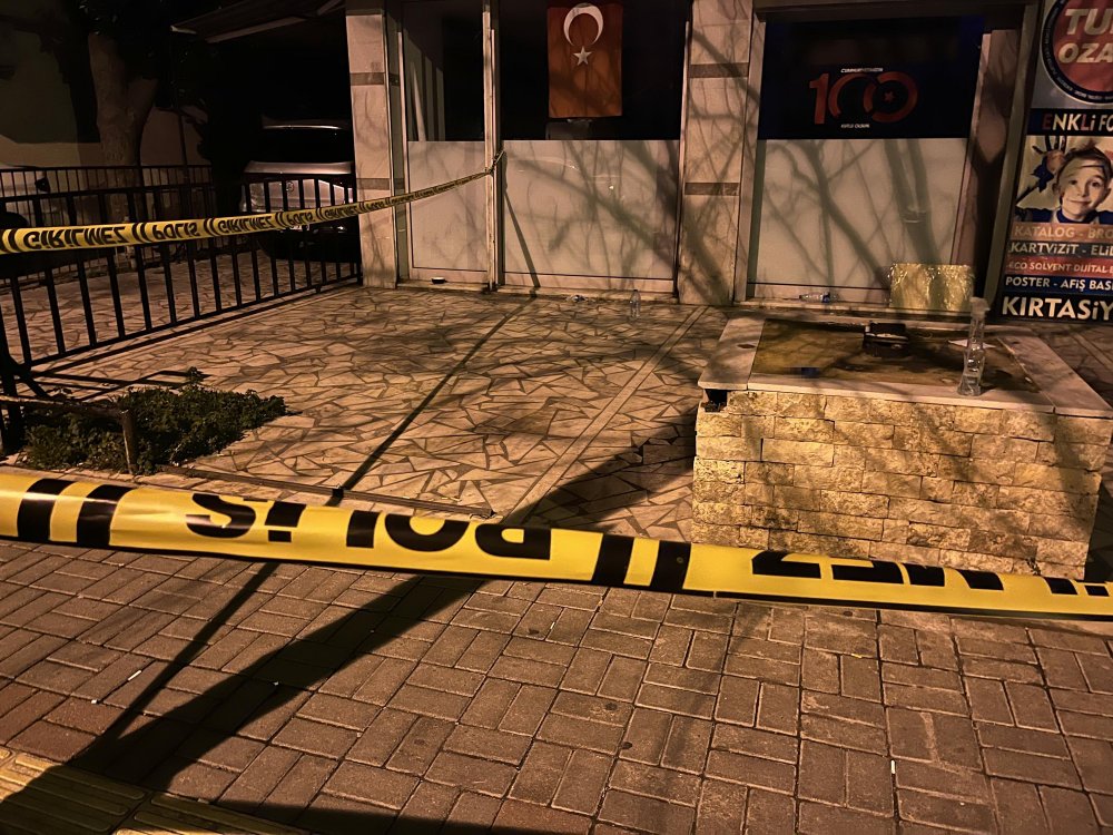 Yer İzmir... Sesi duyan koştu, fakat kurtarılamadı...