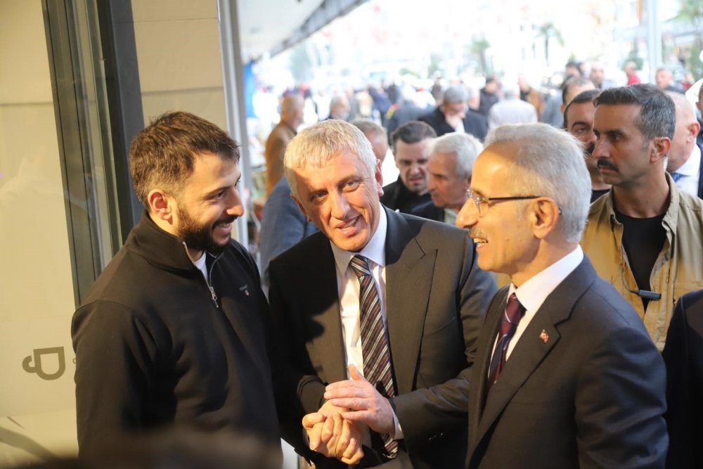 Dünya'da örneği yok! Bu ilçeyi 150 yıldır aynı aile yönetiyor